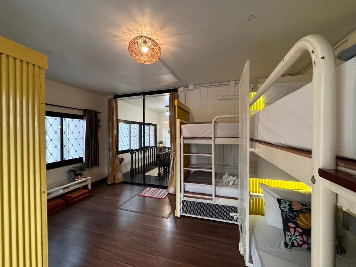 Chiza Hostel Chiangmai Чиангмай Экстерьер фото