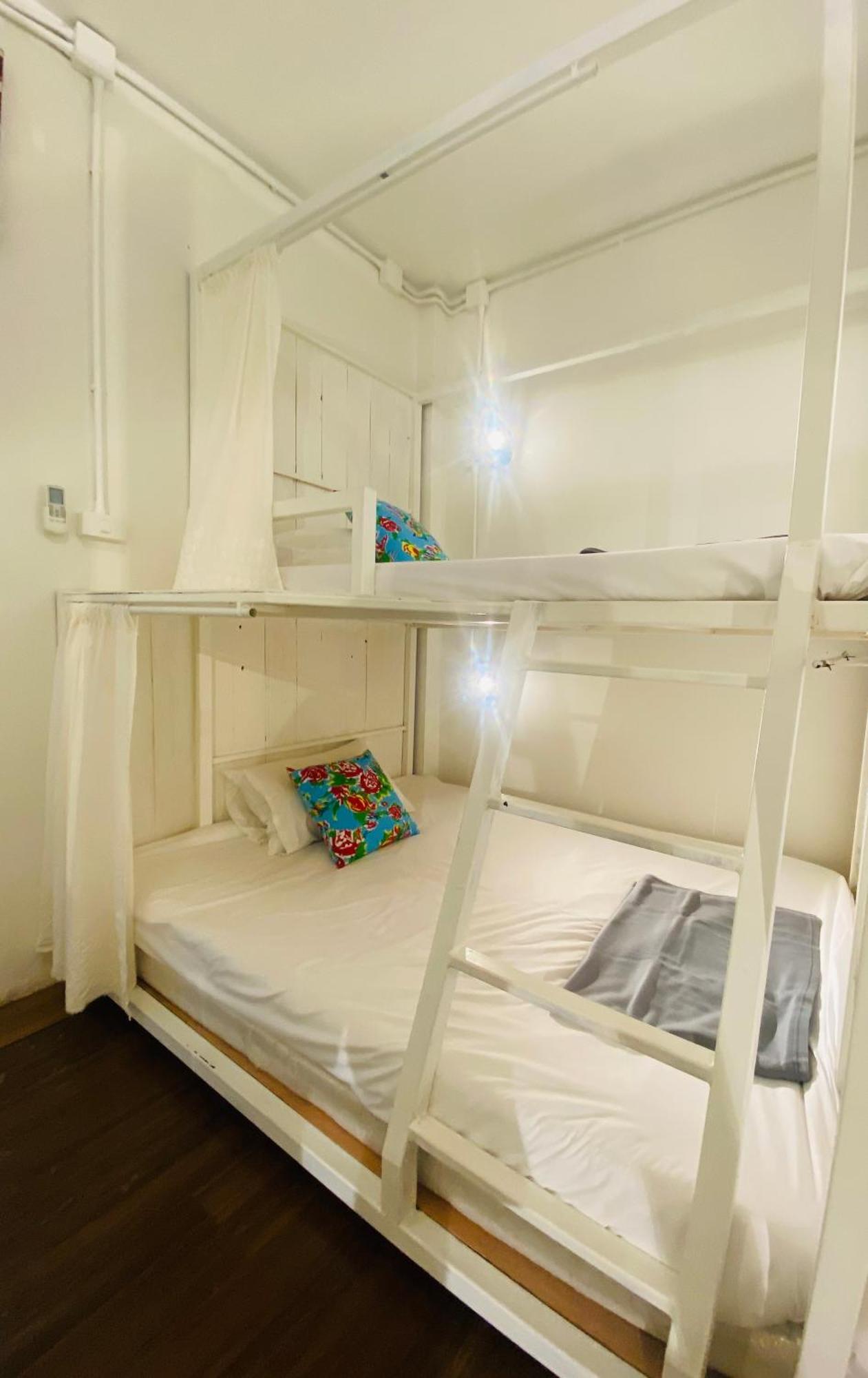 Chiza Hostel Chiangmai Чиангмай Экстерьер фото