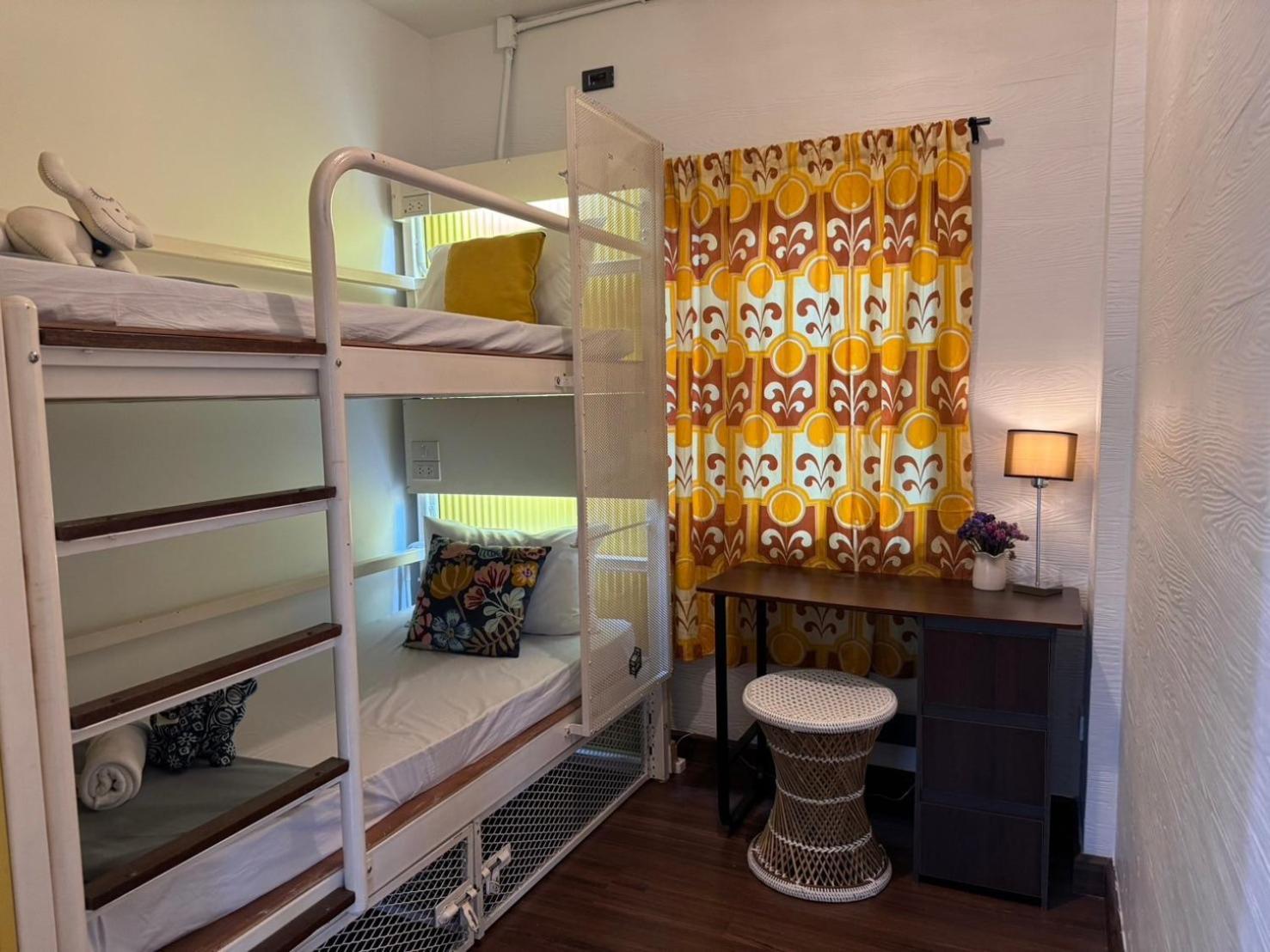 Chiza Hostel Chiangmai Чиангмай Экстерьер фото