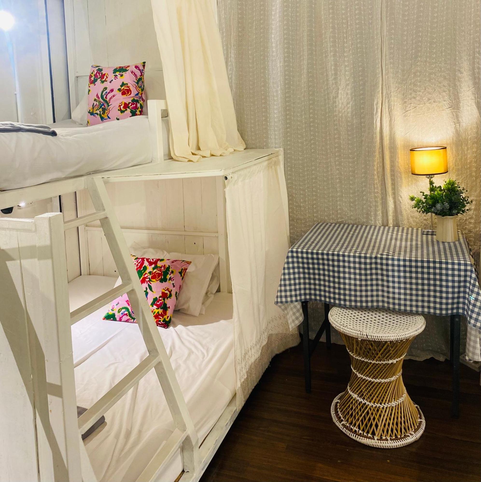 Chiza Hostel Chiangmai Чиангмай Экстерьер фото