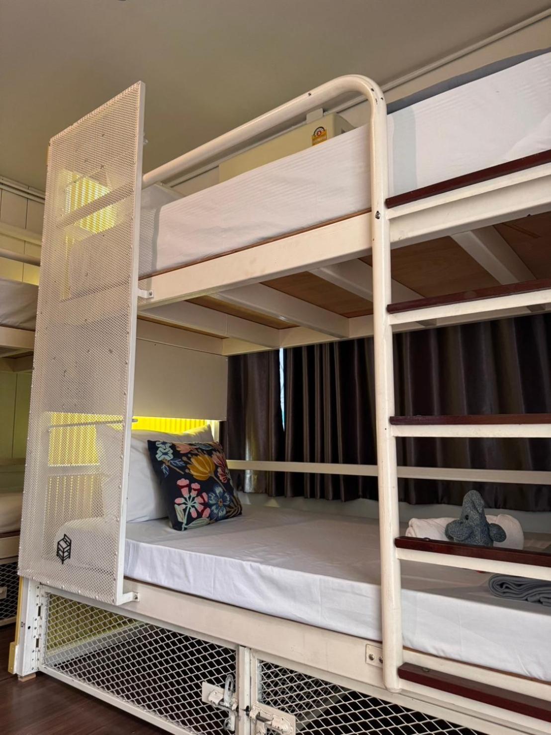 Chiza Hostel Chiangmai Чиангмай Экстерьер фото