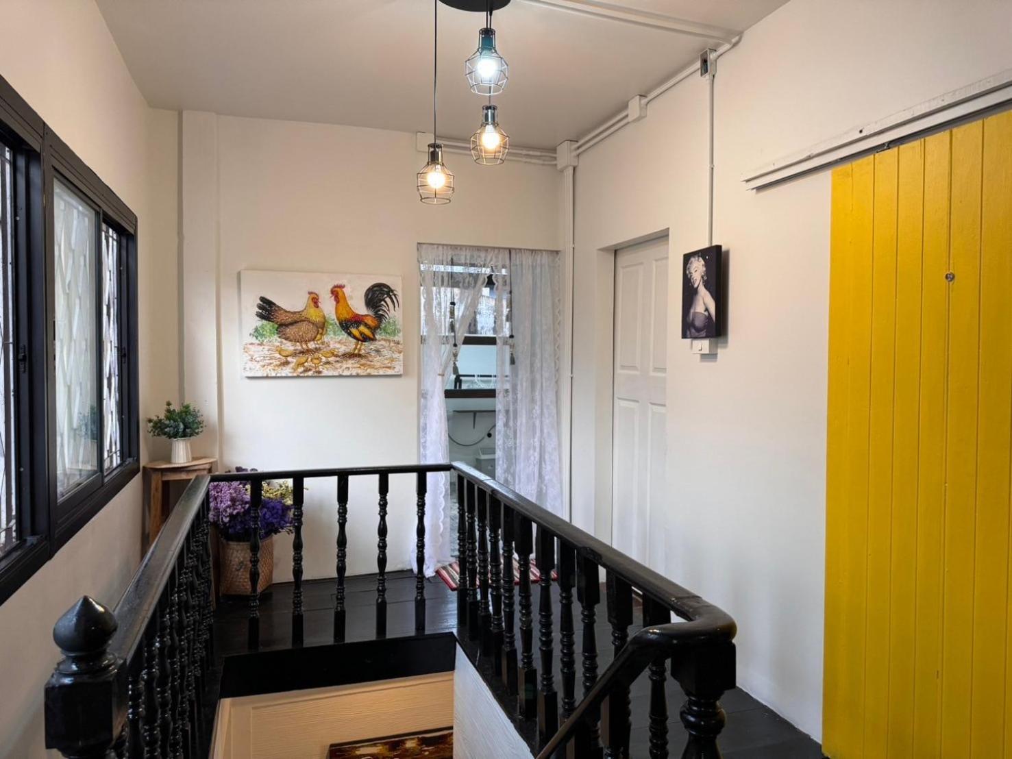 Chiza Hostel Chiangmai Чиангмай Экстерьер фото