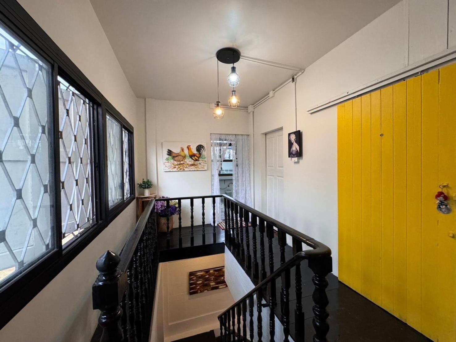 Chiza Hostel Chiangmai Чиангмай Экстерьер фото